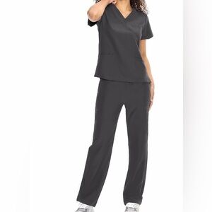 Cozyfit Gray Scrub Set